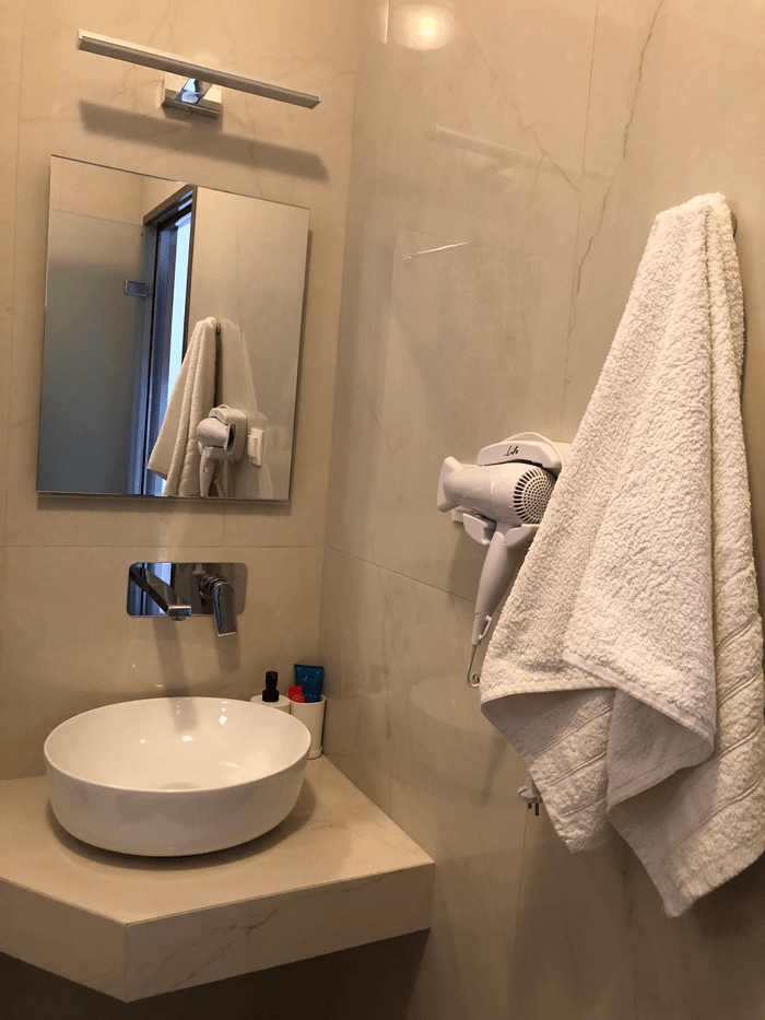 Τρίκλινο θέα θάλασσα -  Ενοικιαζόμενα Δωμάτια MARIANTHI - ANTHOULA HOUSE