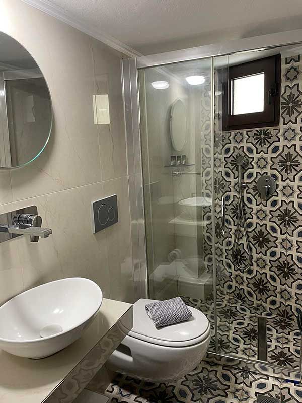 Διαμέρισμα 5 ατόμων θέα αυλή -  Ενοικιαζόμενα Δωμάτια MARIANTHI - ANTHOULA HOUSE