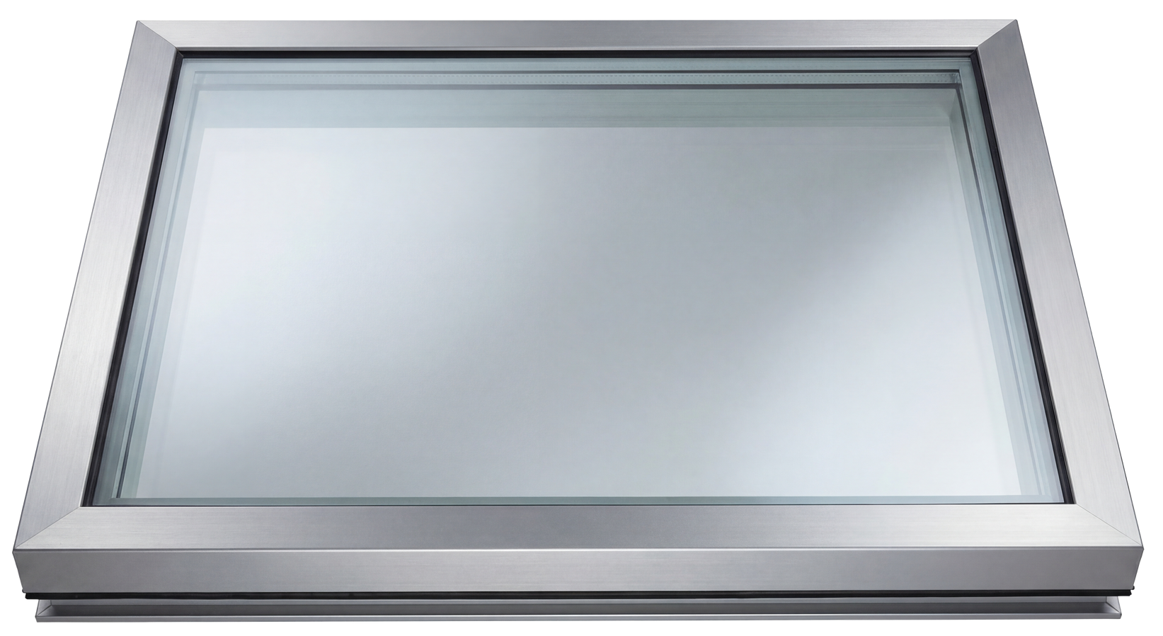 Fenêtre de toit avec cadre métallique.