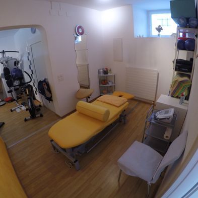 sala gialla dello studio - Fisioterapia Nadia