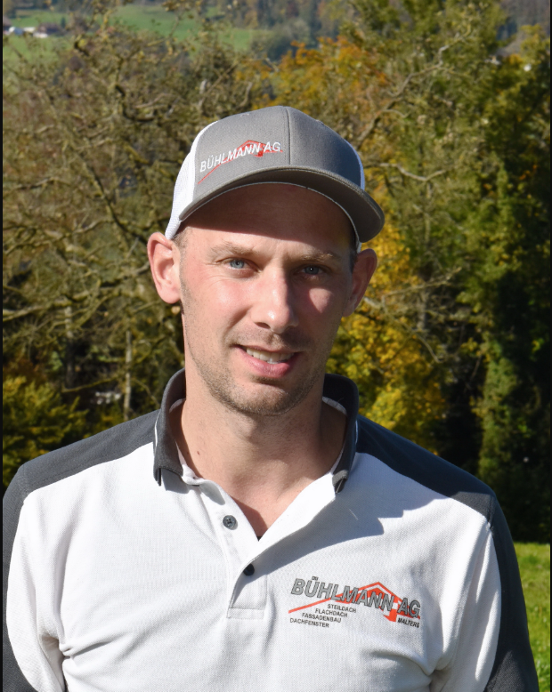 Claudio Walker
Dachdecker EFZ 