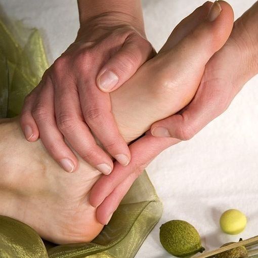 Sandrine Perrenoud - Massage des pieds