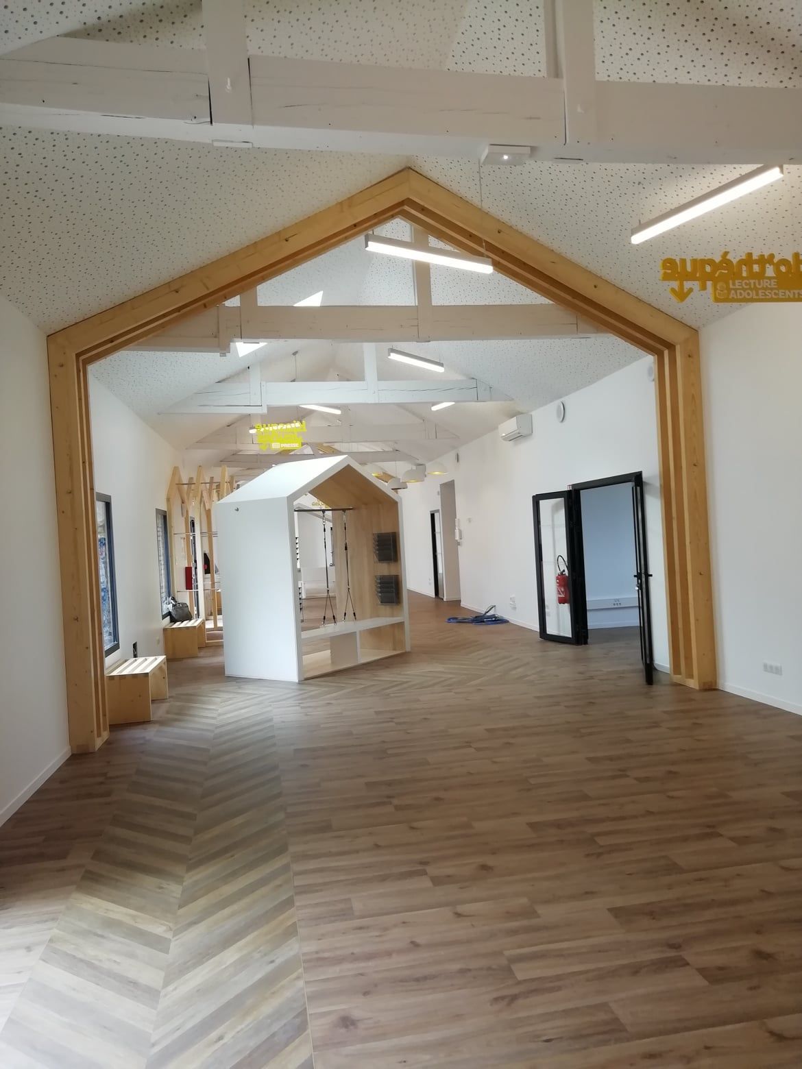 Le showroom de l'entreprise SCO.ME.BAT.