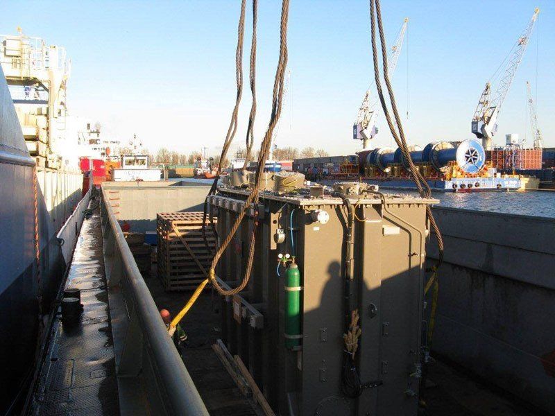 Containerschip inladen goed