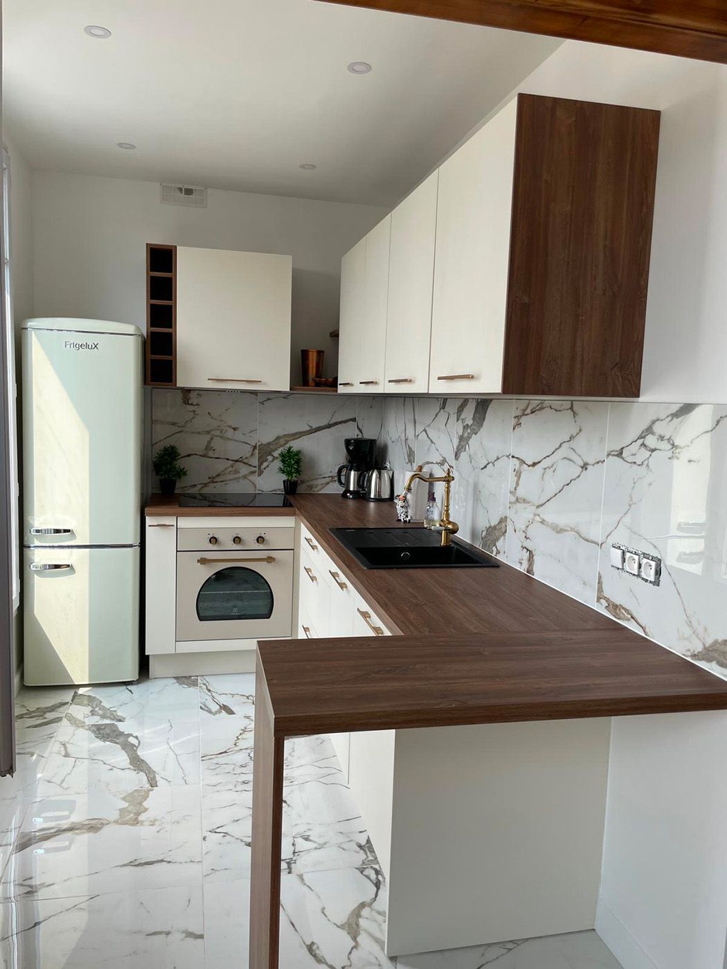 Cuisine créée par l'entreprise 1