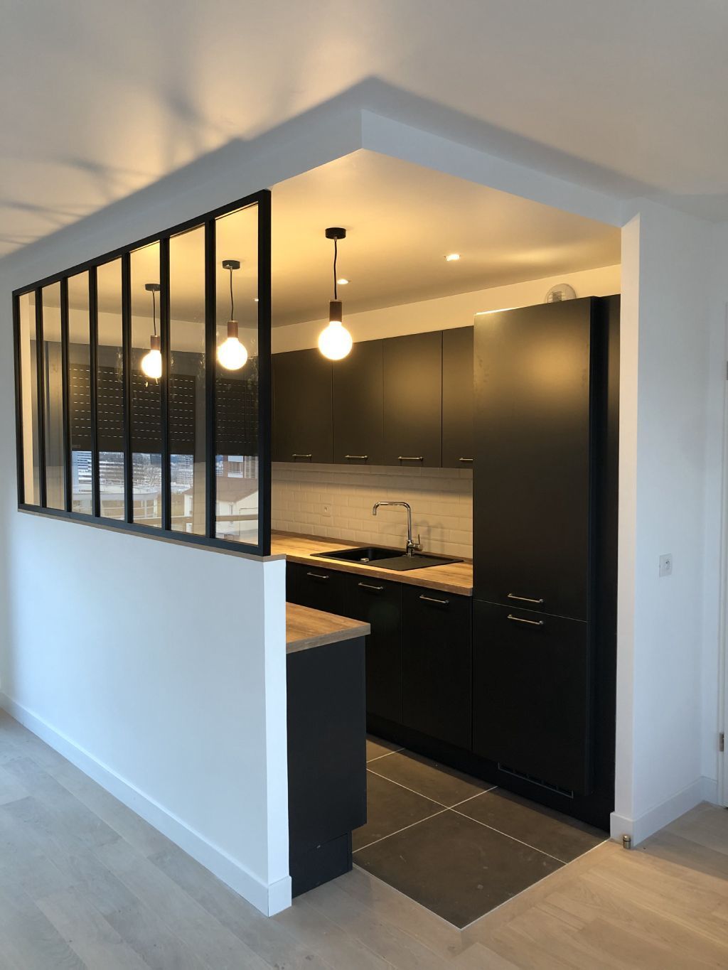 Cuisine créée par l'entreprise 52