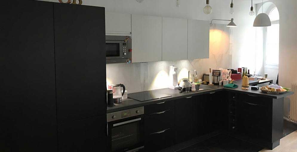 Cuisine créée par l'entreprise 84