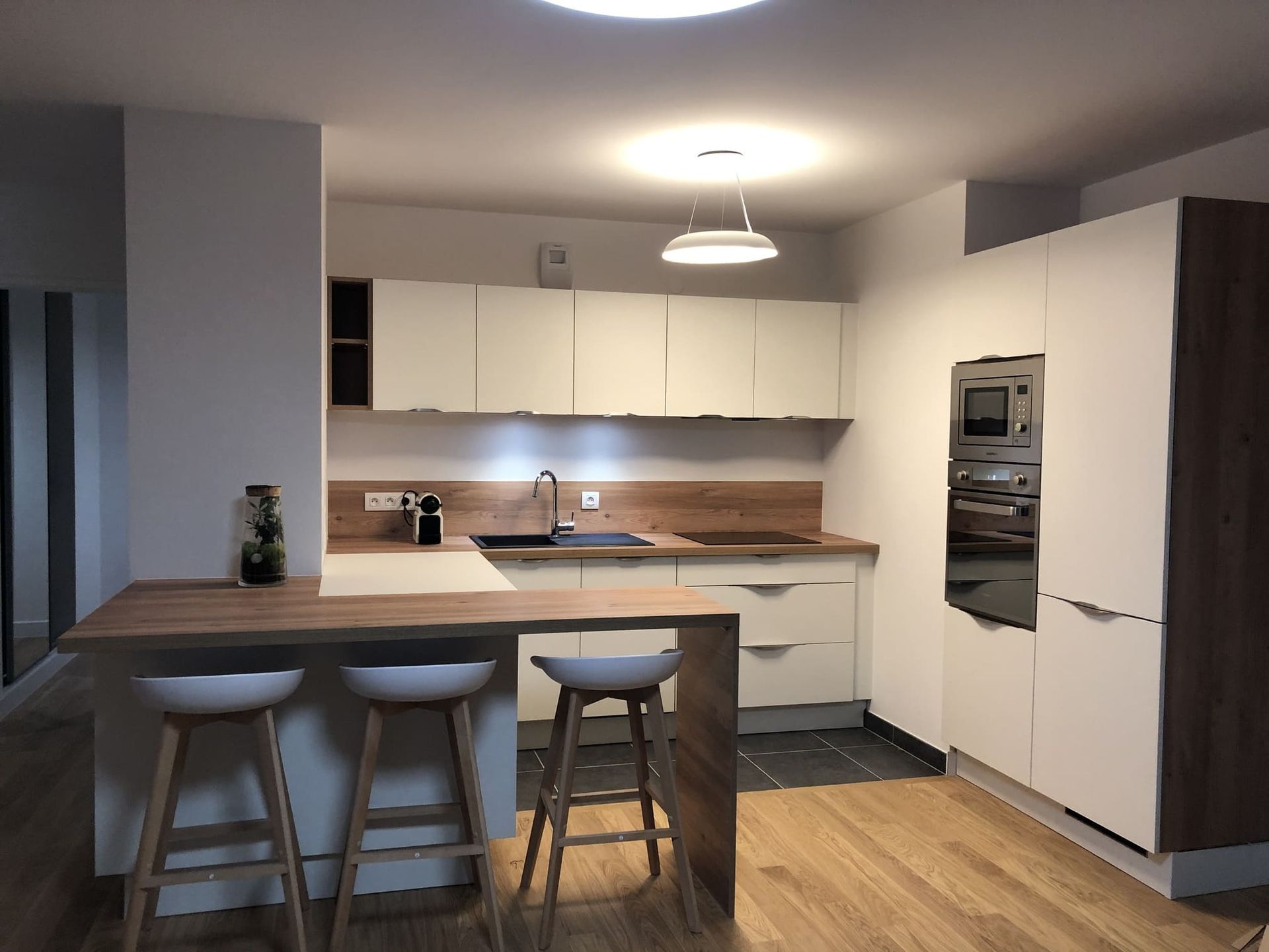 Cuisine créée par l'entreprise 35