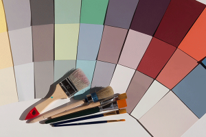 Pinceau avec plusieurs nuances de couleurs