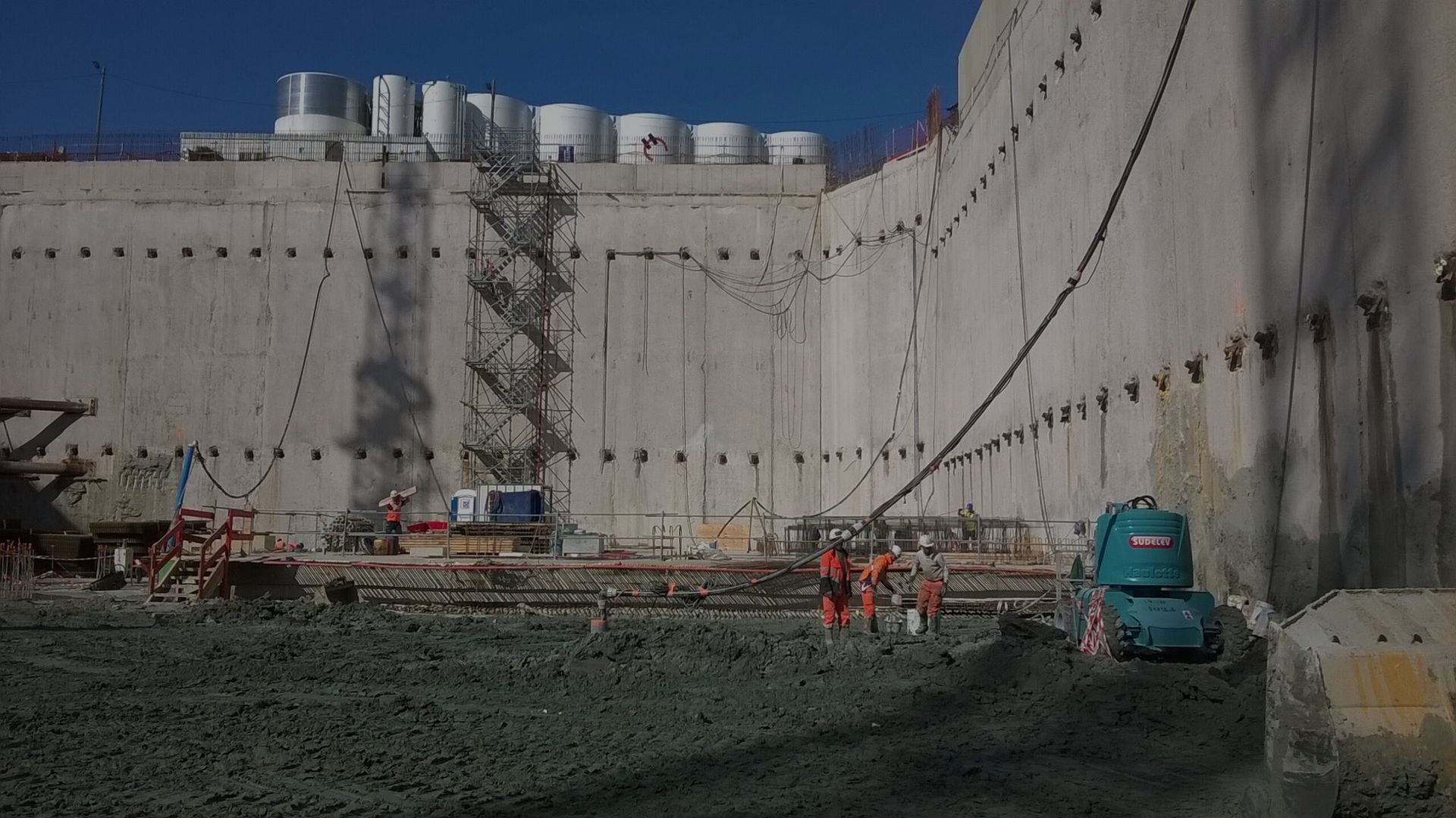 Chantier de construction pour un barrage