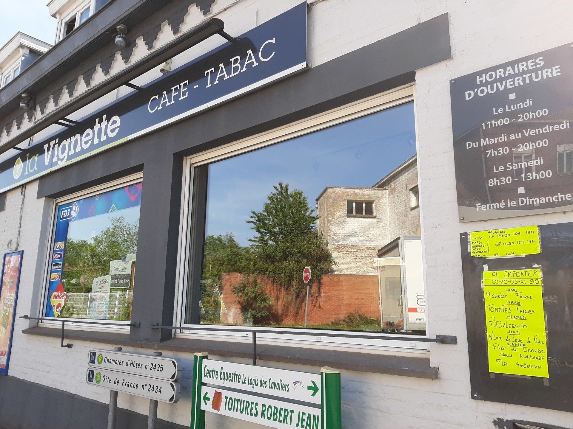 Fenêtres pour vitrine de commerce