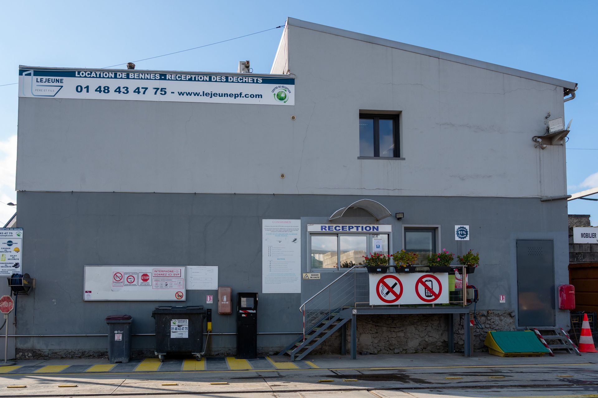 Vue de l'accueil du centre de tri