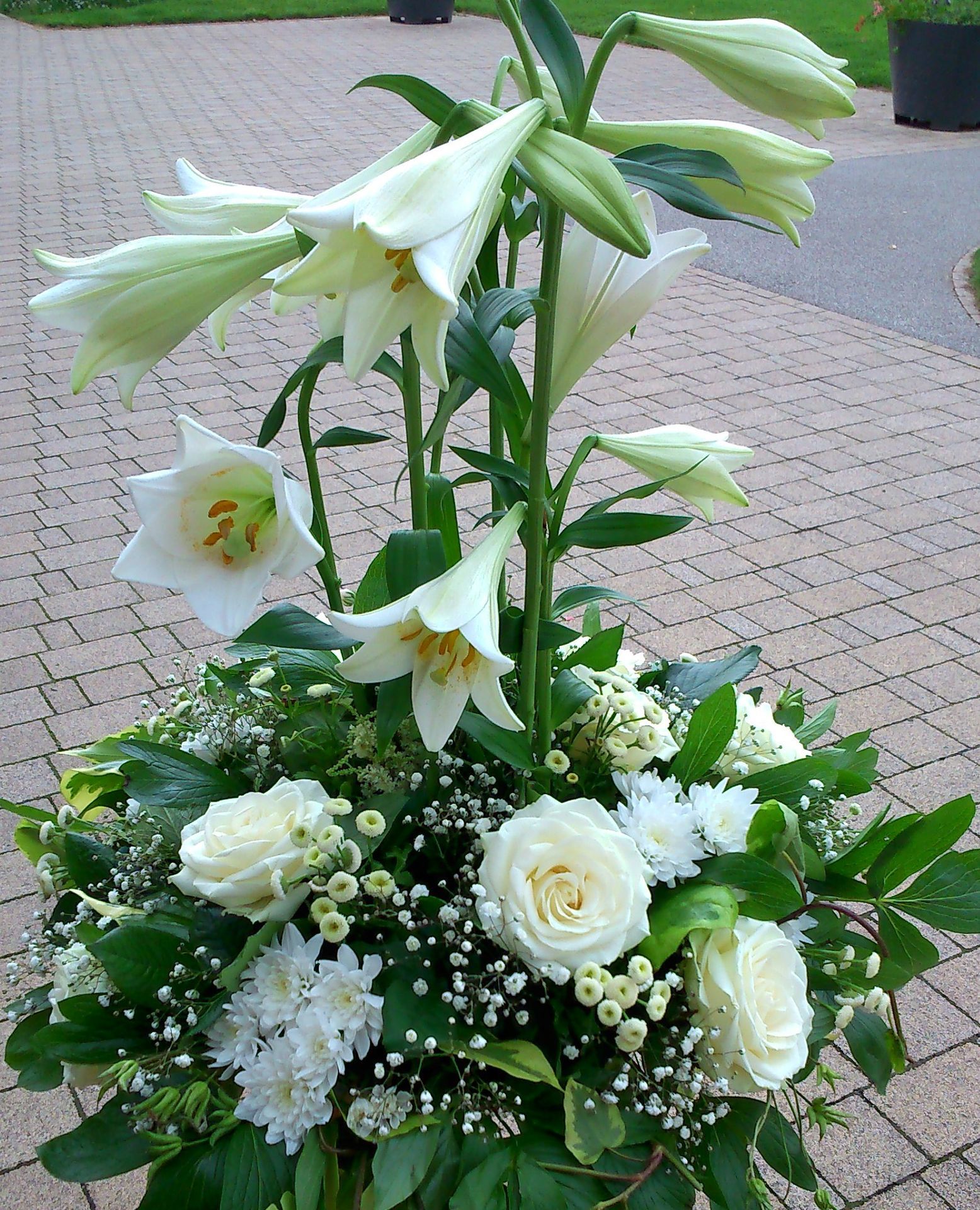 Pièce florale blanche