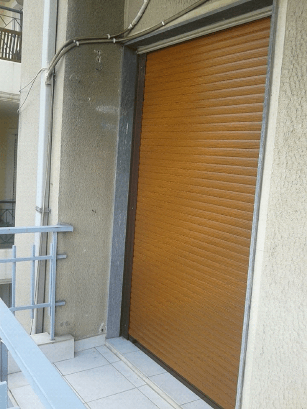 Οικιακά ρολά
