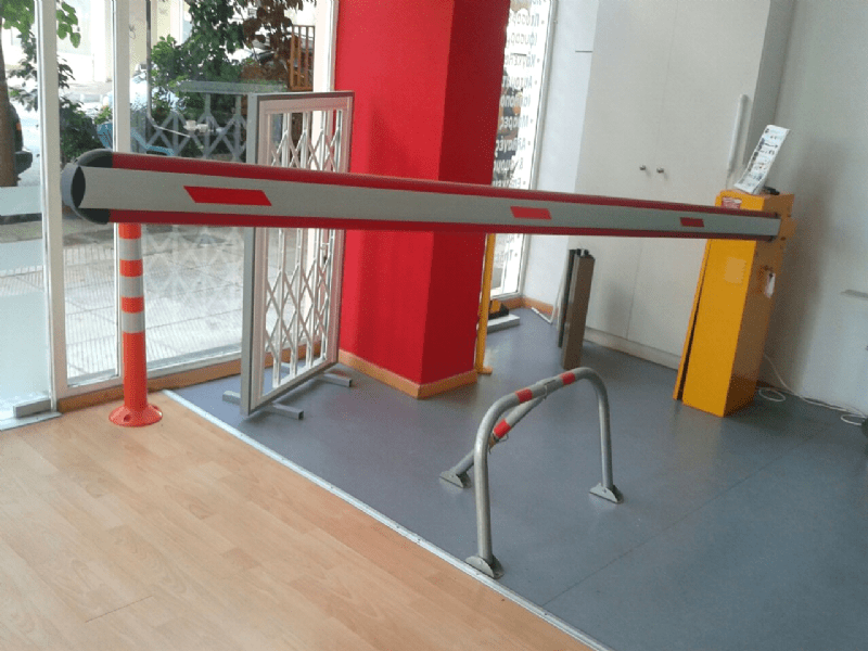 Μπάρες - πέταλα παρεμπόδισης
