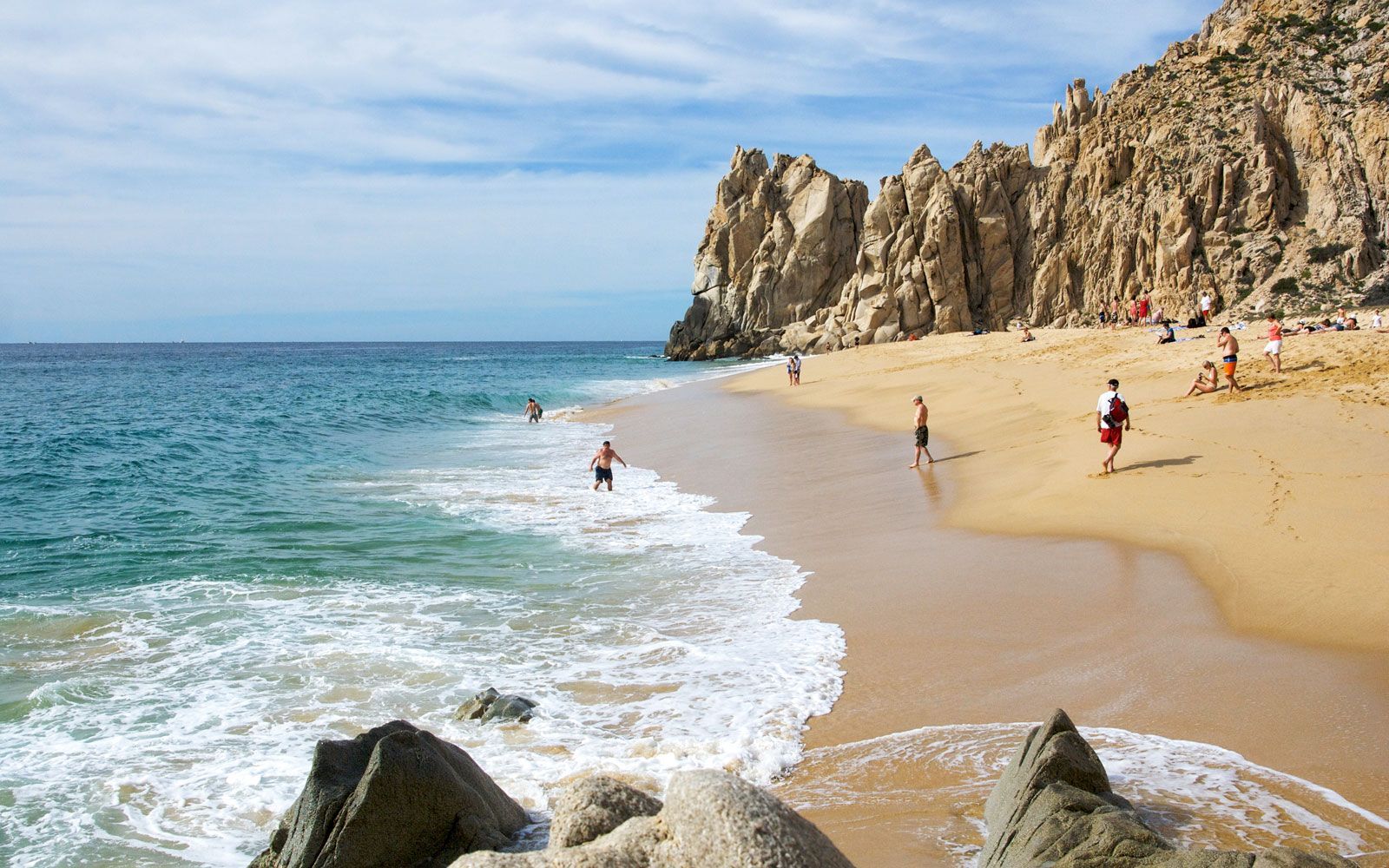 Divorce Beach rugged shoreline