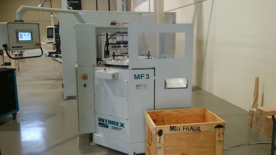 Perceuse Intorex avec plateau circulaire