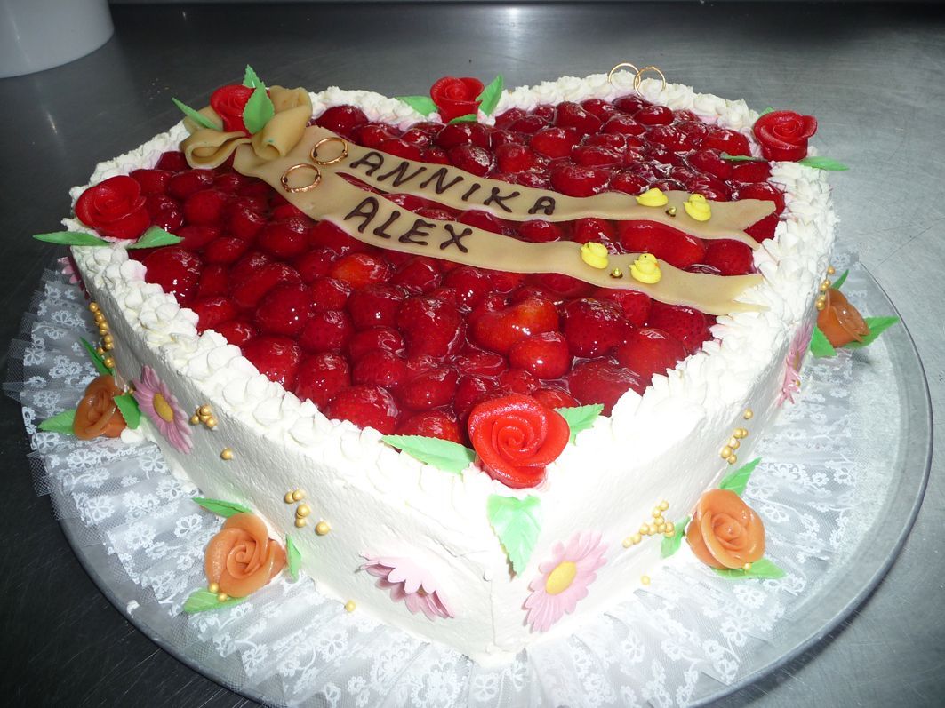 Torte Backerei Geppert Hochzetistorte
