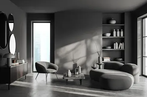 Una sala de estar con un sofá, sillas, una mesa de café y una ventana grande.