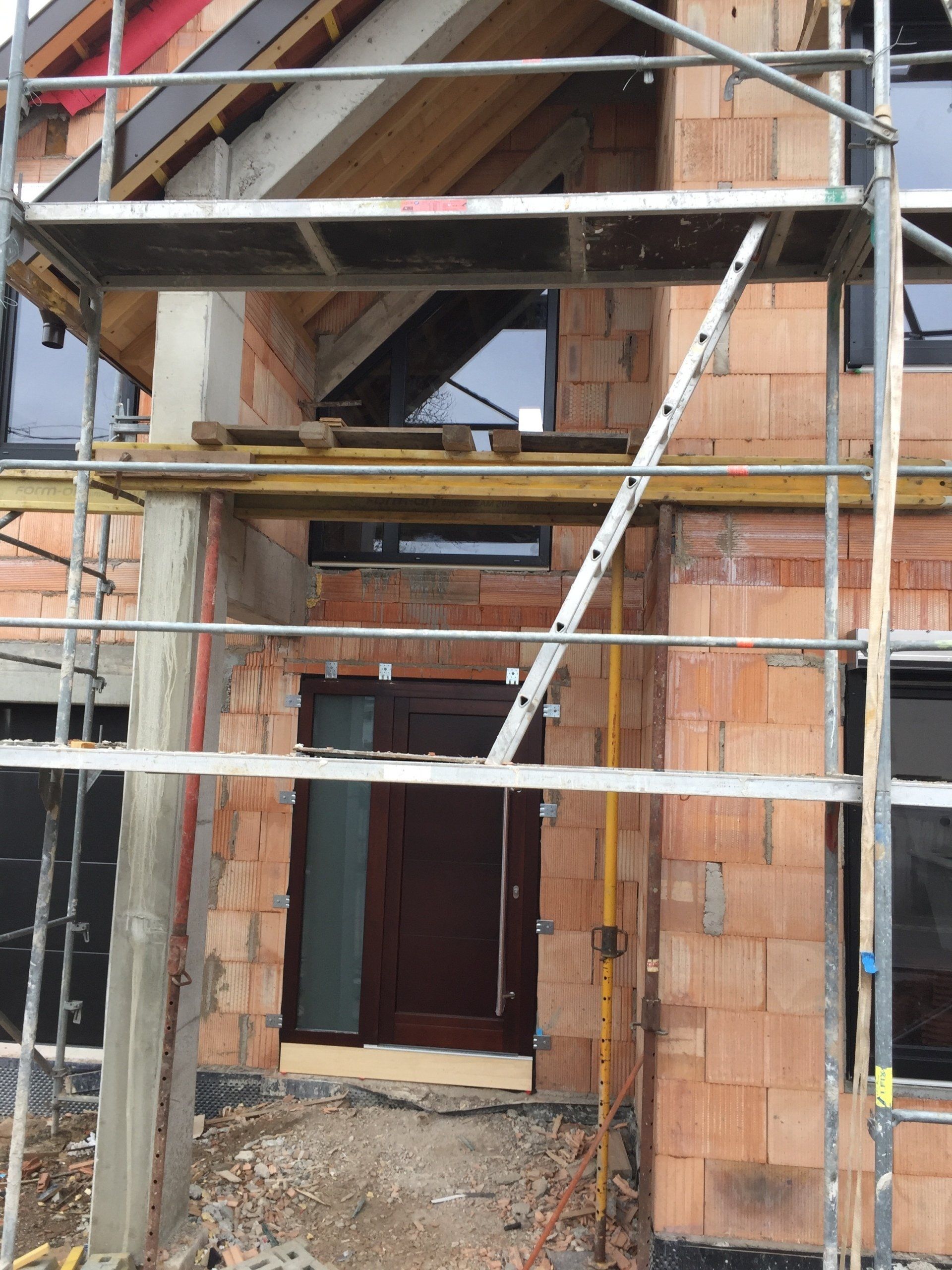 Chantier à Lestat avec un échafaudage