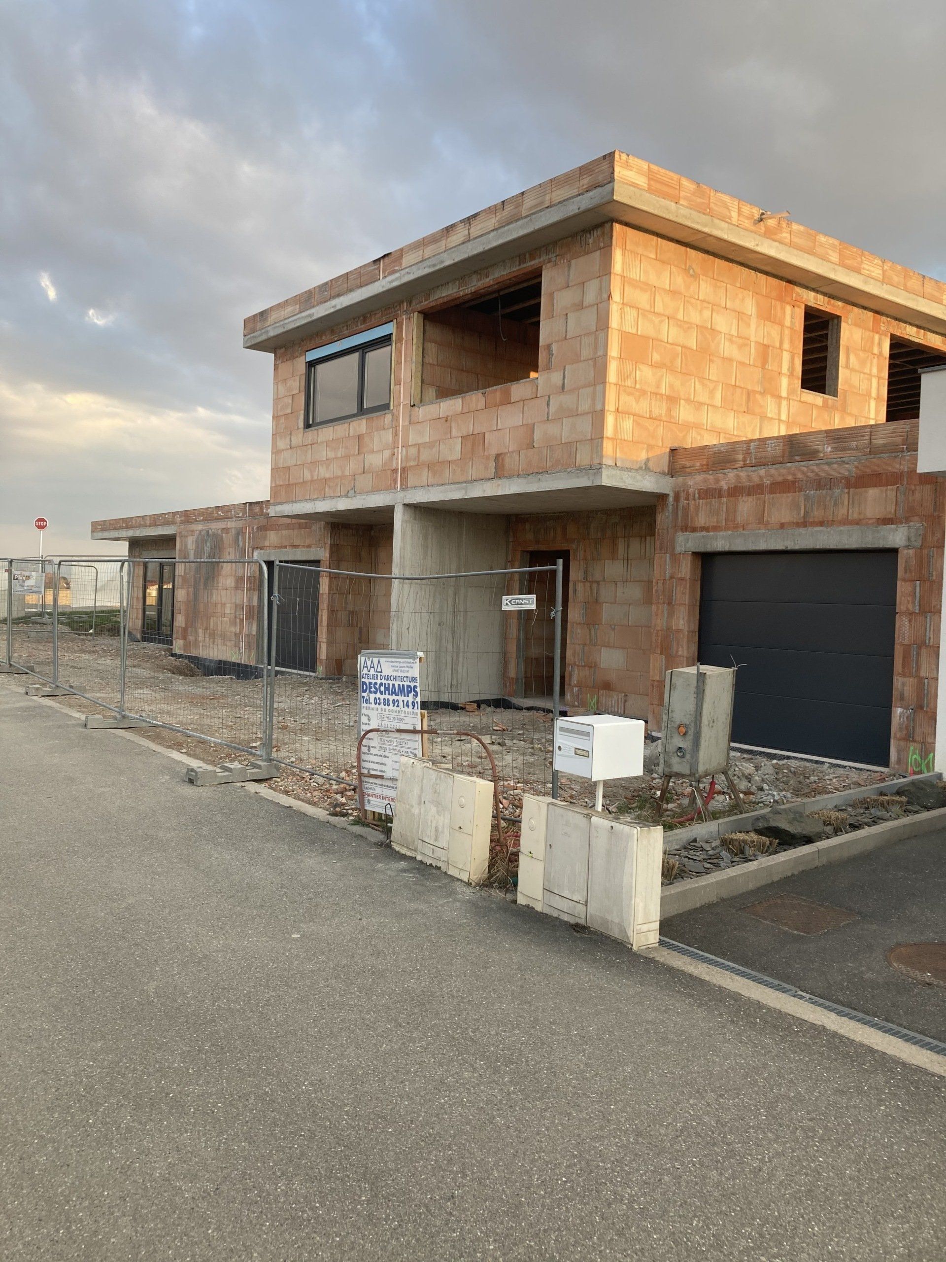 Chantier de Sundhouse vu de côté