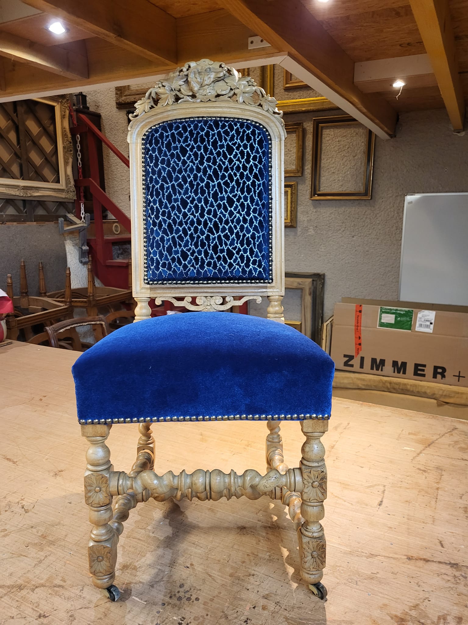 Chaise restaurée