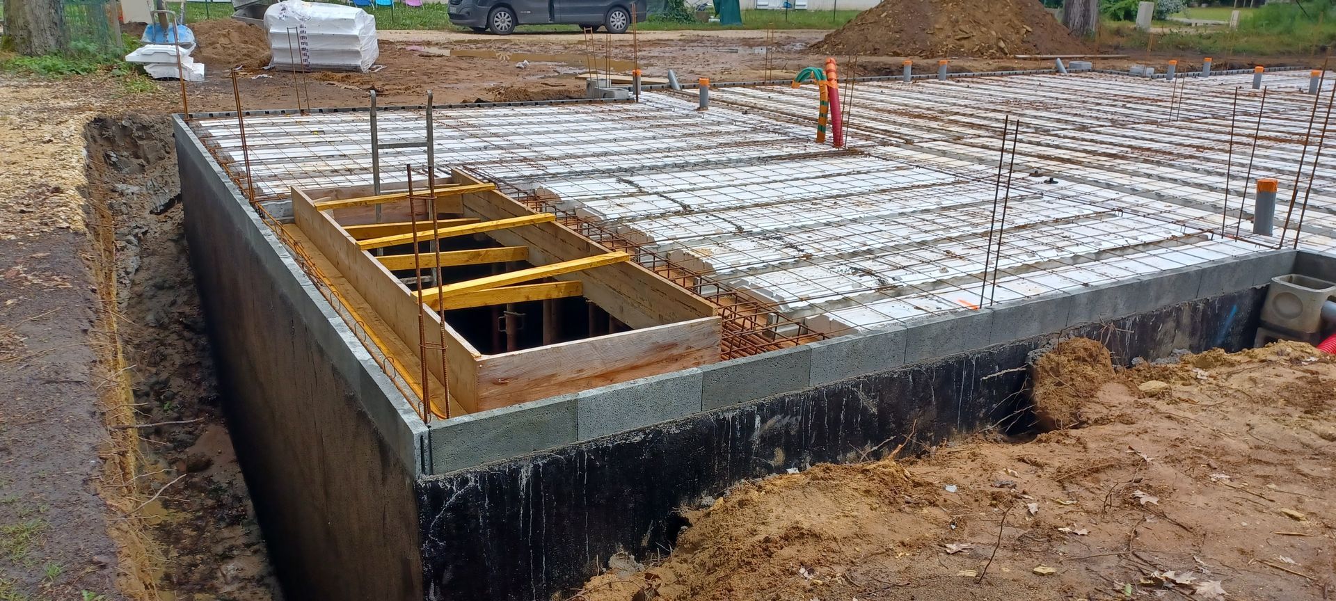 Début de construction.