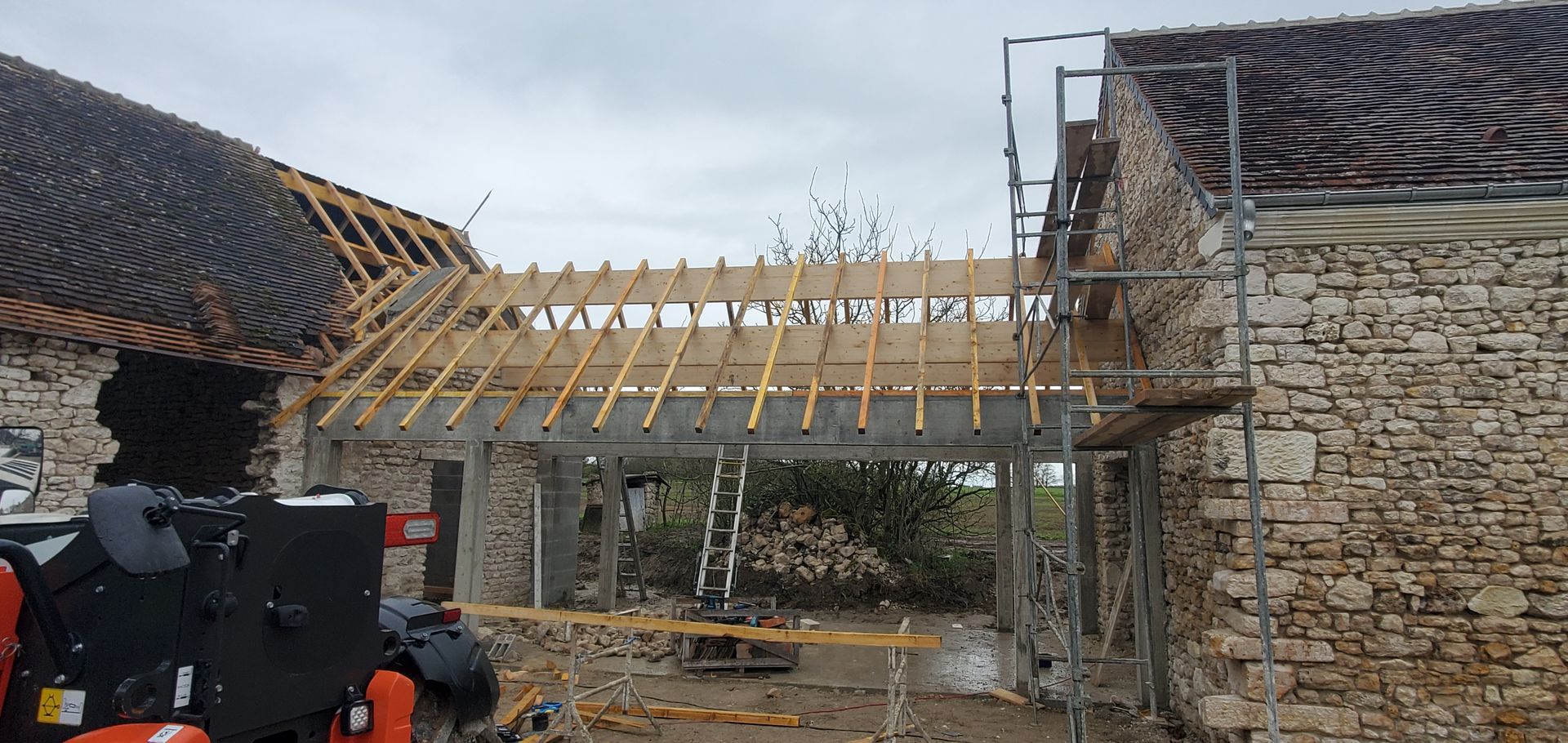 Création de charpente.