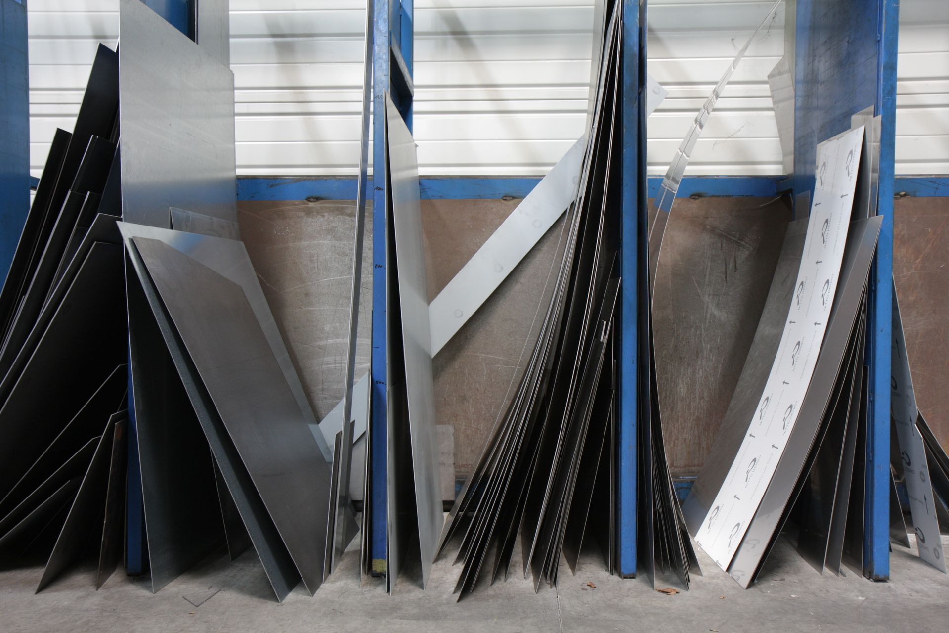 Plaques de métal pour la confection de pièces métalliques