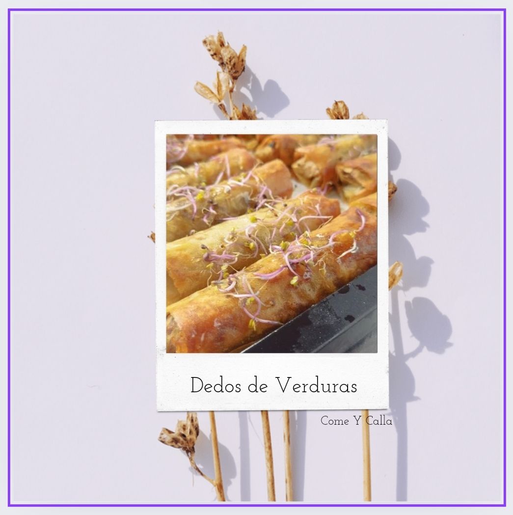 Una imagen de comida con la palabra dedina en ella.