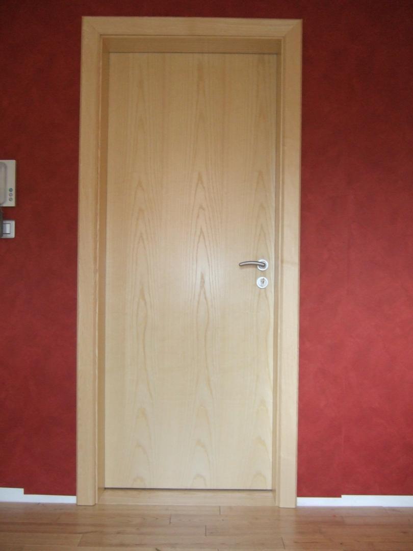 Porte replaquée frêne vernis mat