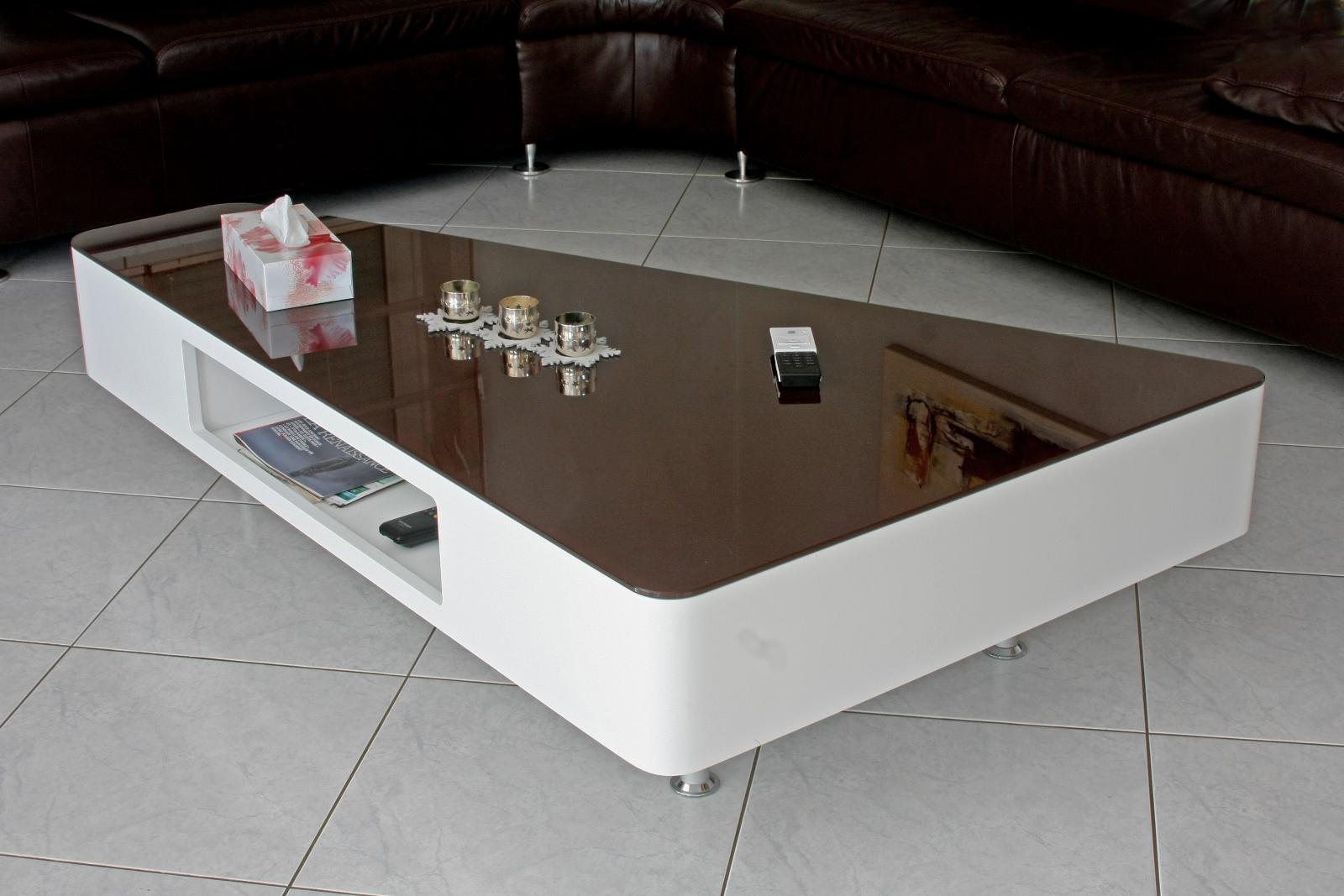 Table basse finition laqué blanc