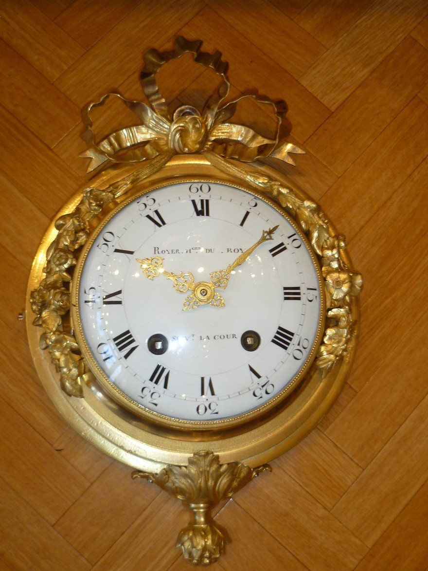 Restauration complète pendule Cartel XVIII siècle