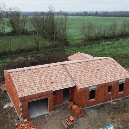 Maison en construction prise d'en haut