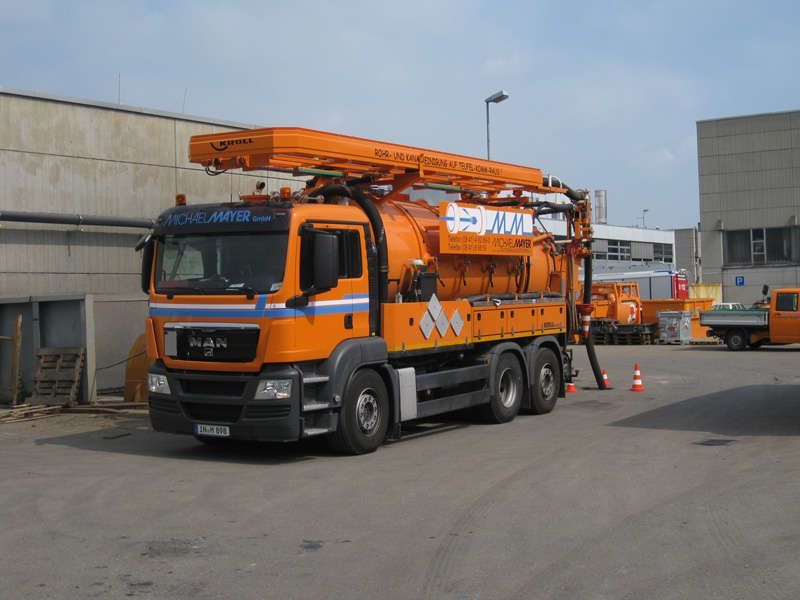 Kombinierter Saug- und Hochdruckspülwagen