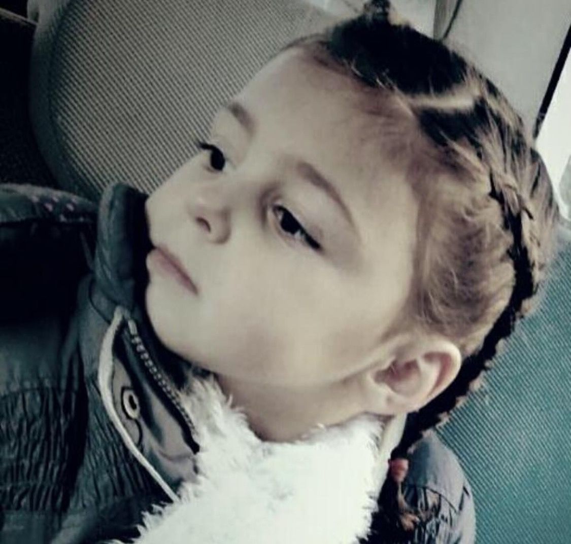 Coupe fille - Mikela Casting Coiffure