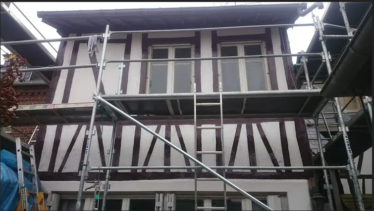 ravalement de façade à colombage