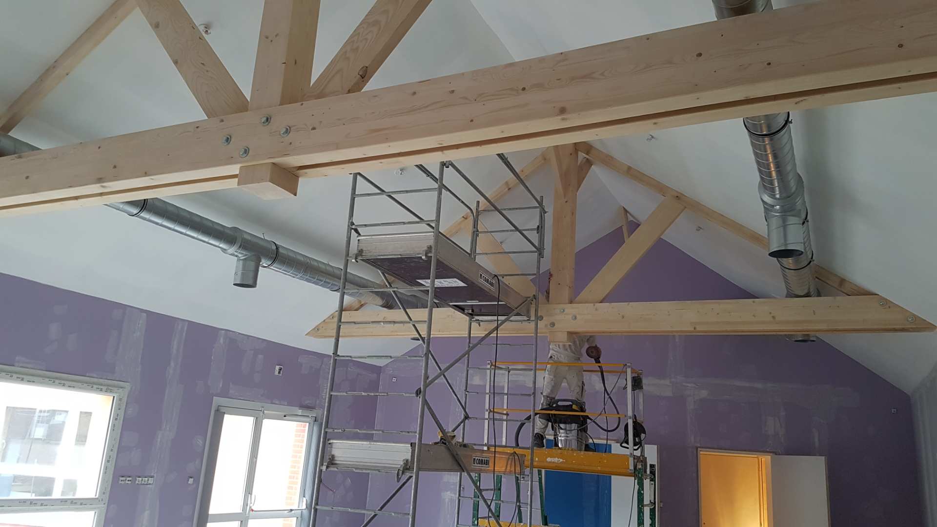 peinture salon mansardé