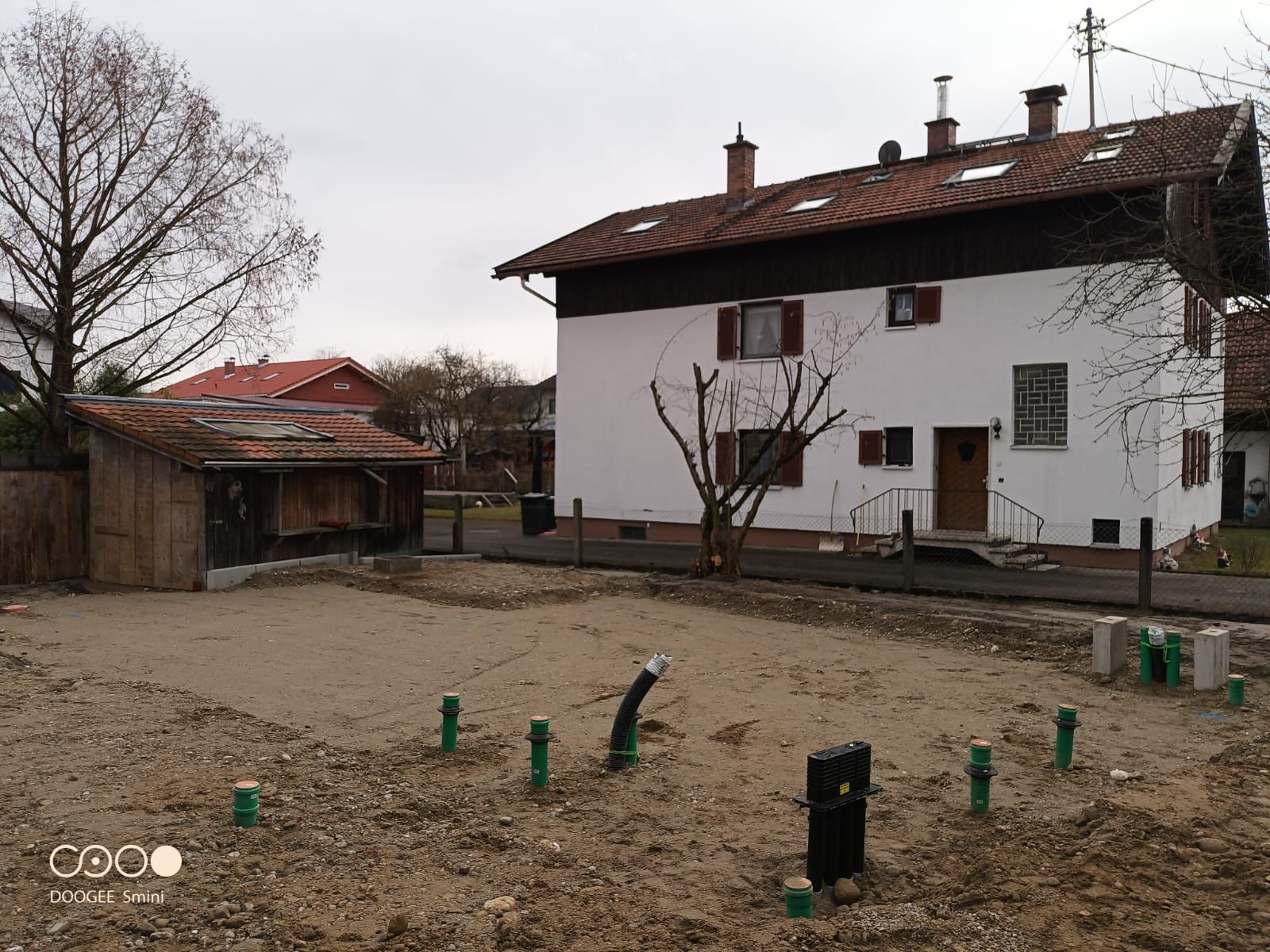 Viel Fläche auf dem noch ein Haus gebaut wird