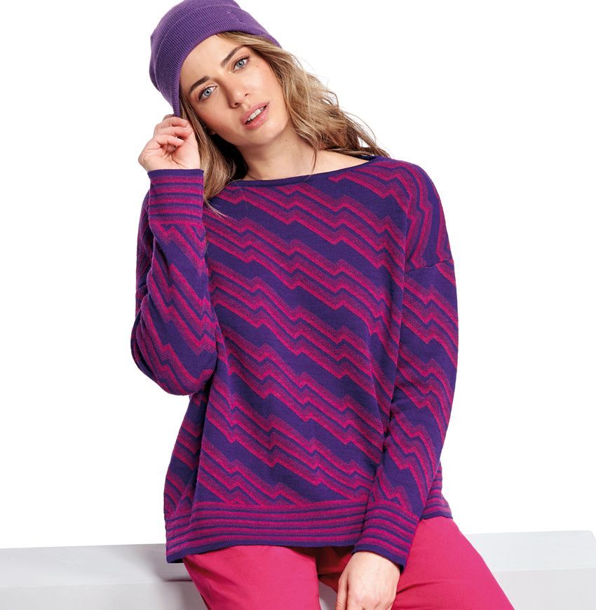 Pull rayé bleu et rouge