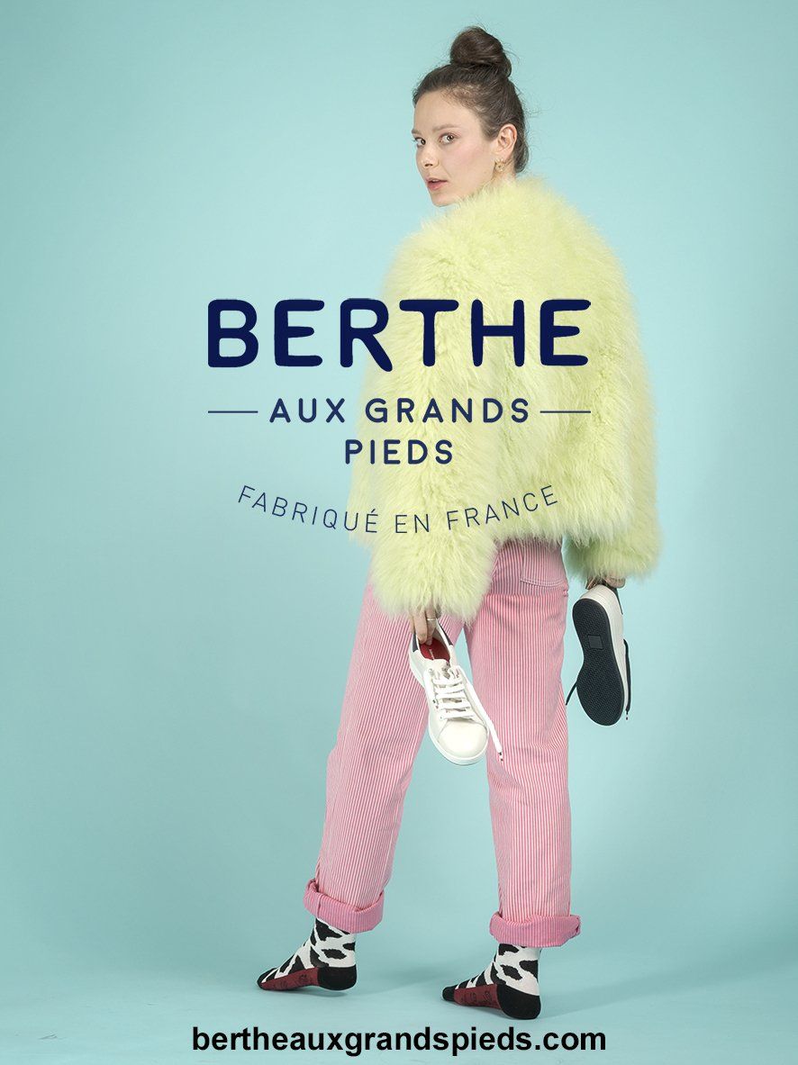 Veste jaune et pantalon rayé rose