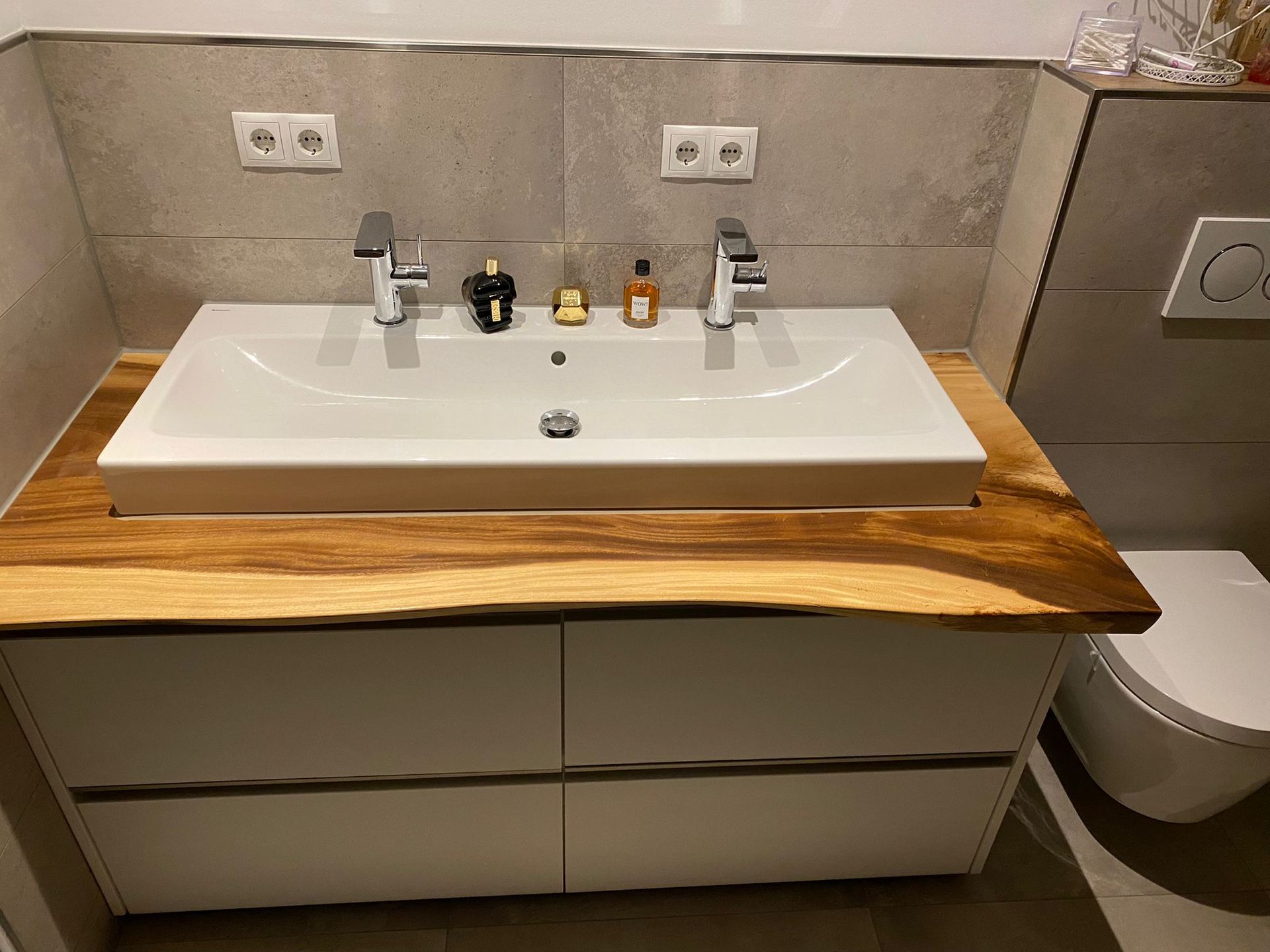 Waschtisch aus Holz nach Maß von Böhmer Manufaktur