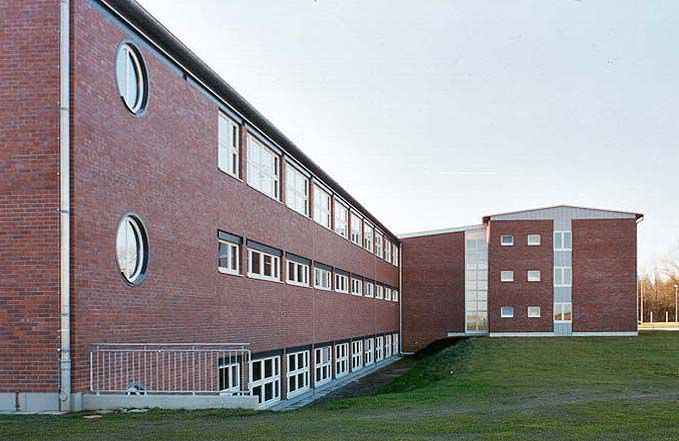 Dienstgebäude, Bekleidungskammer, Gebäudetechnik, Parow-Kramerhof