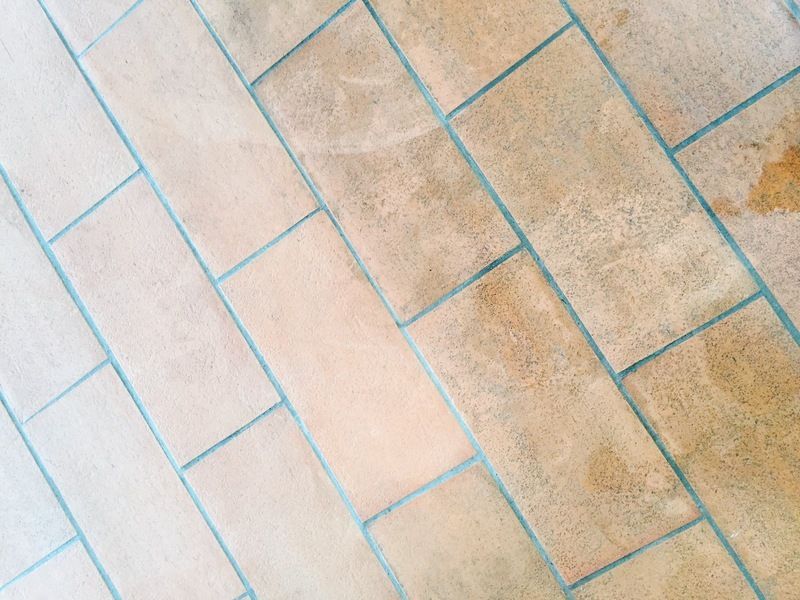 Häfliger Plattenbeläge AG