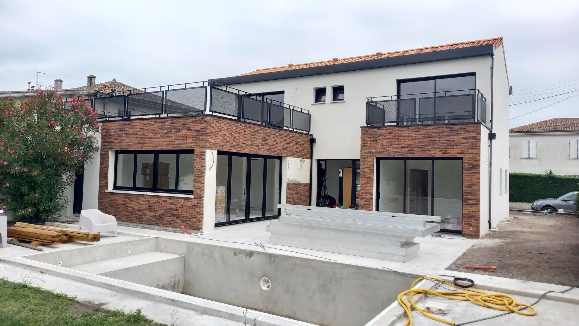 Construction 11 maison briques rouges