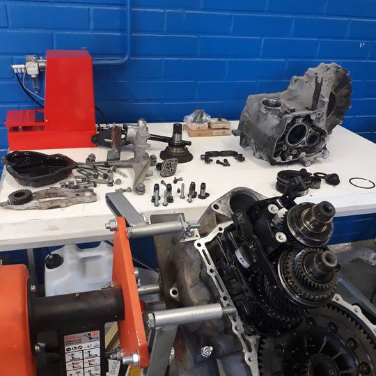 Autojen varaosat - AJ Autopalvelut Oy