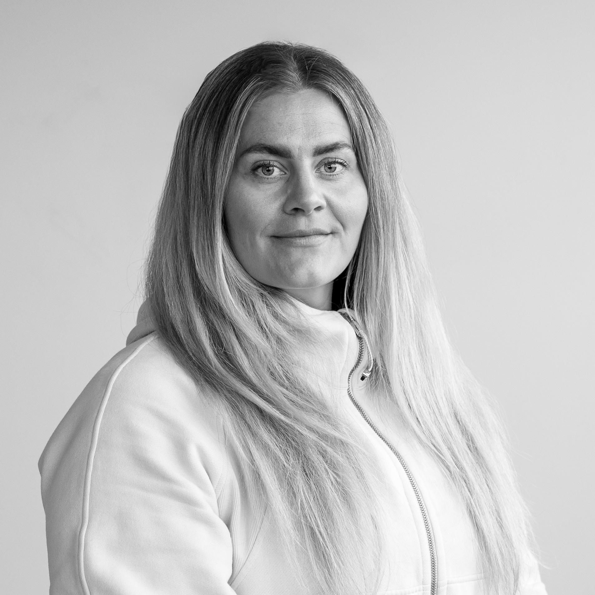 Lára Björk Bragadóttir 