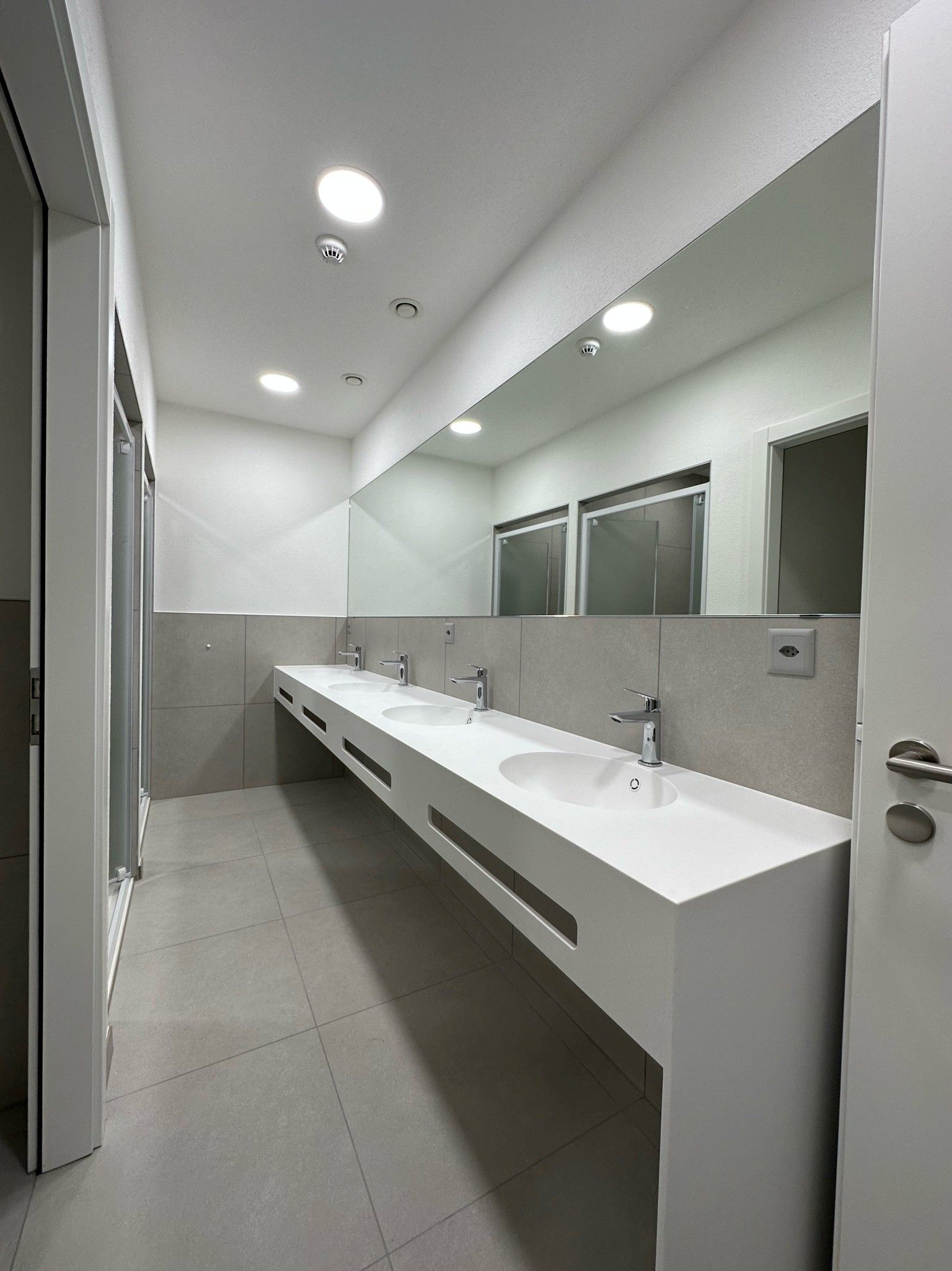 Meuble en corian - Menuiserie Oliveira