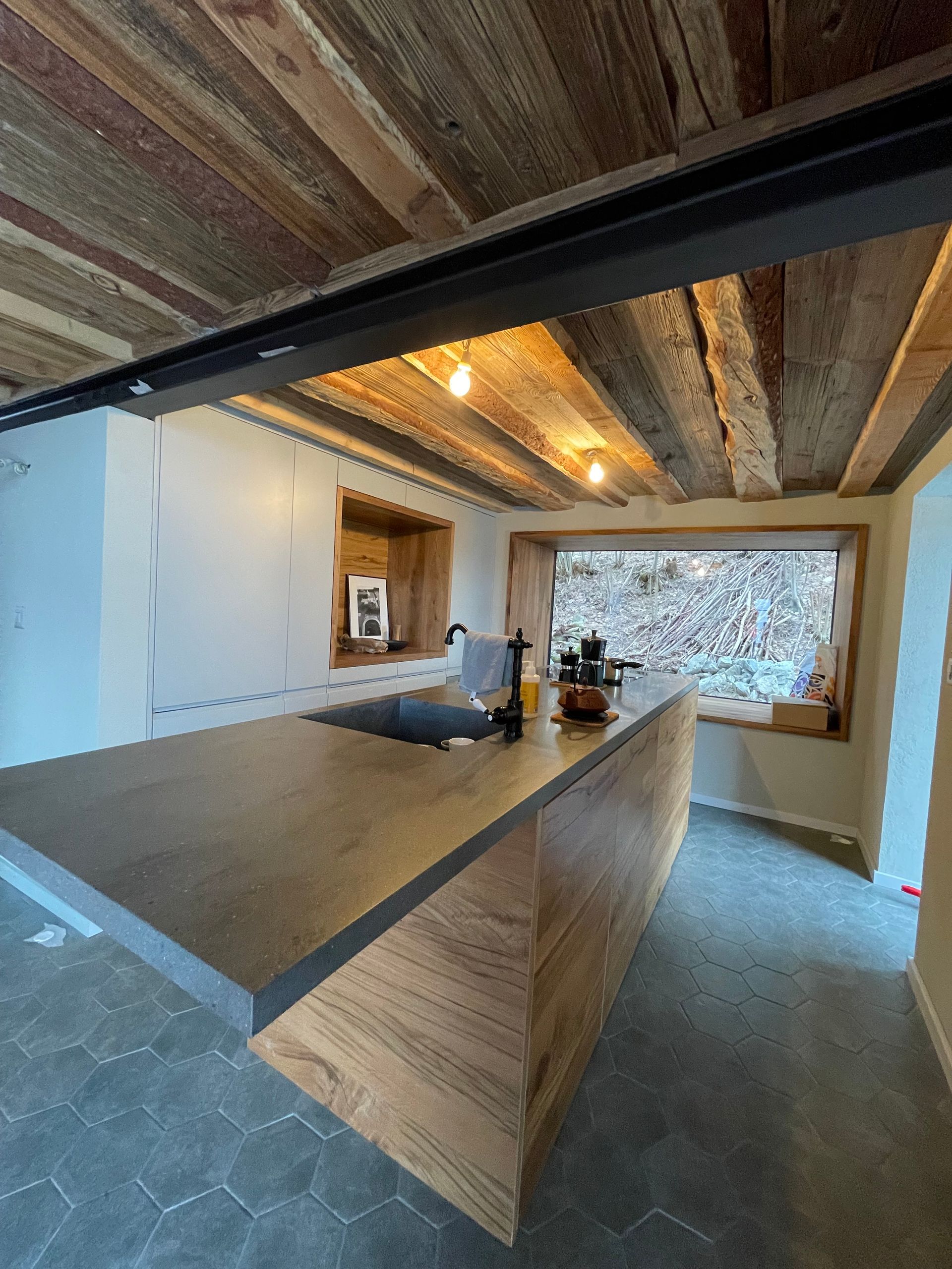 Meuble en corian  - Menuiserie Oliveira