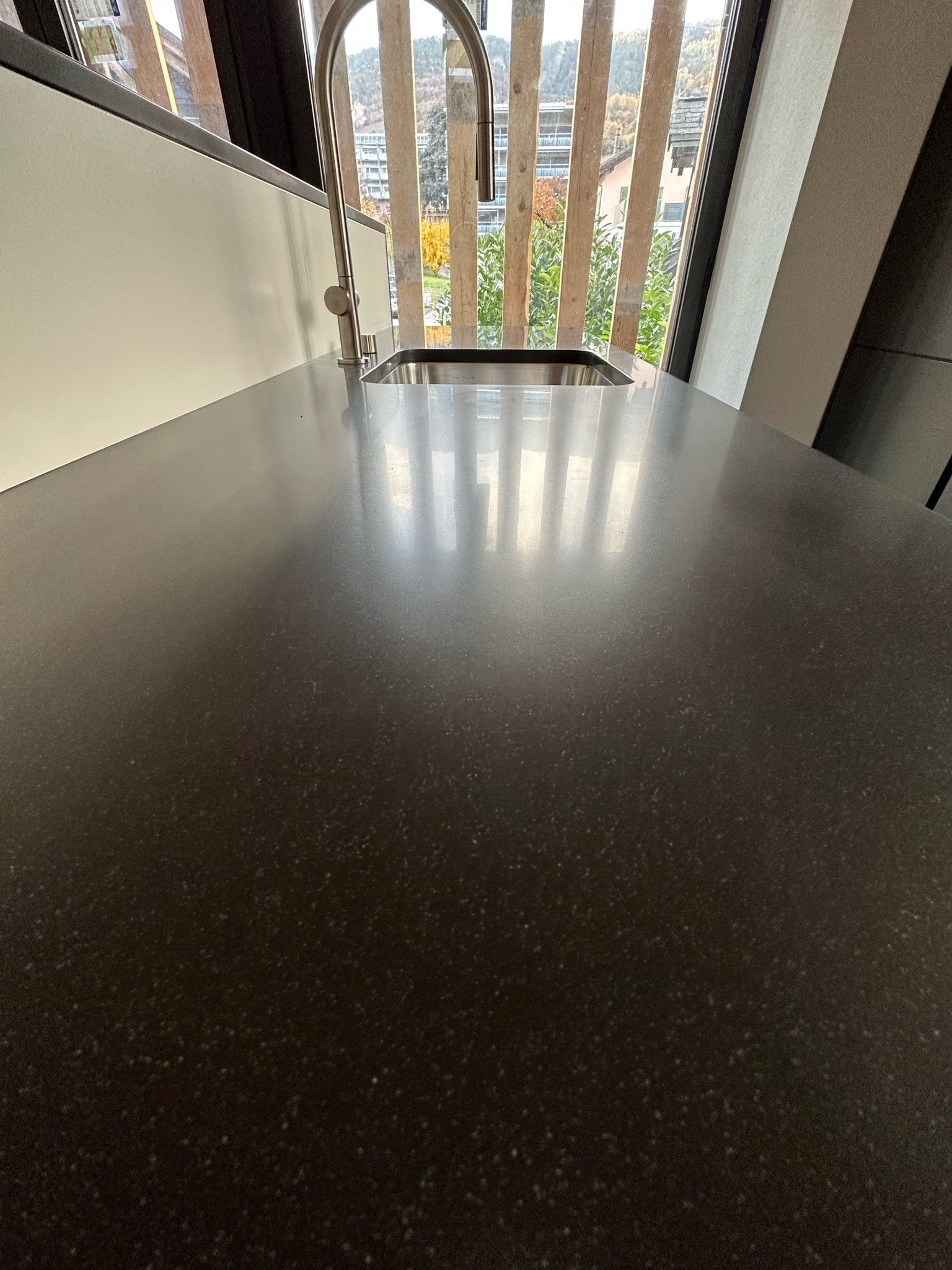 Plan de travail en Corian - Menuiserie Oliveira